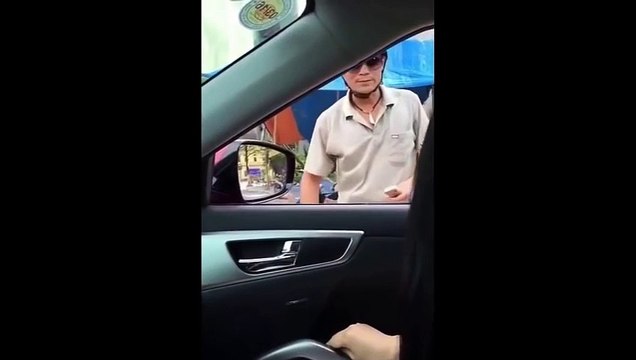 Cười rụng rốn với clip lừa người