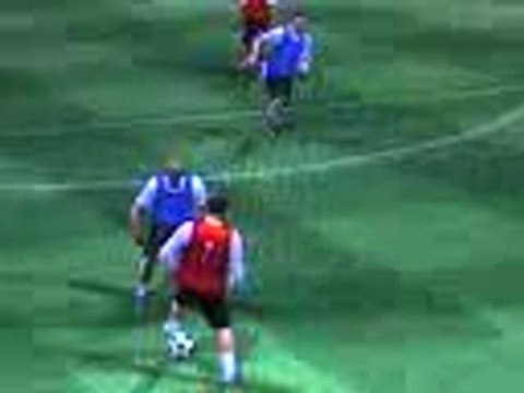 cristiano ronaldo drible et marque