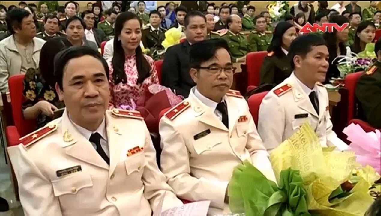 Công bố quyết định của Chủ tịch nước thăng quân hàm cấp Tướng Công an nhân dân