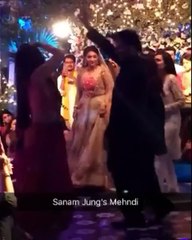 sanam jung dance on her nikah-tu ne mari entry