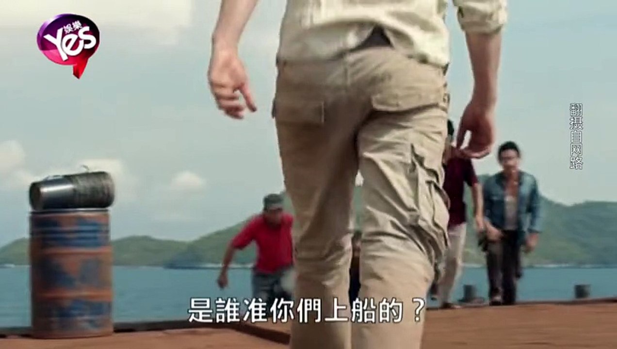 最美面孔胸貼黏不住 朱珠全裸下海乳臀走光