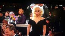 La réaction de Leonardo DiCaprio lorsque Lady Gaga remporte son Golden Globes est incroyable