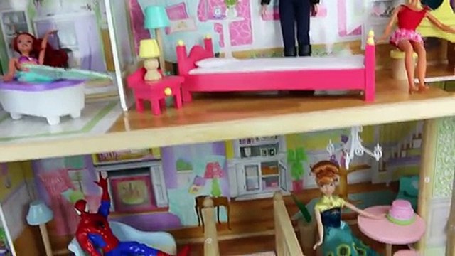 Frozen Elsa Barbie DOLLHOUSE KidKraft Majestic Mansion Wooden Doll House Spiderman Frozen