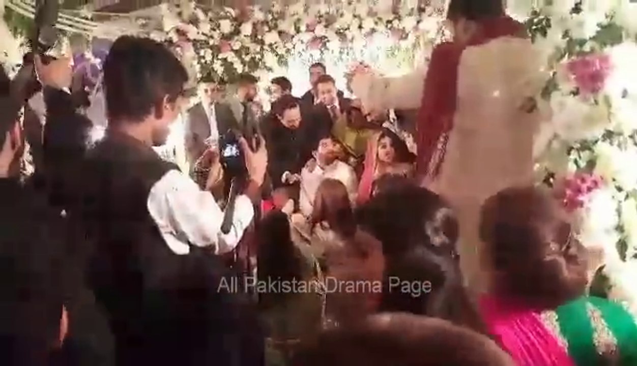 Joota chupai of Sanam Jung's Dullah tonight before her ruksati
