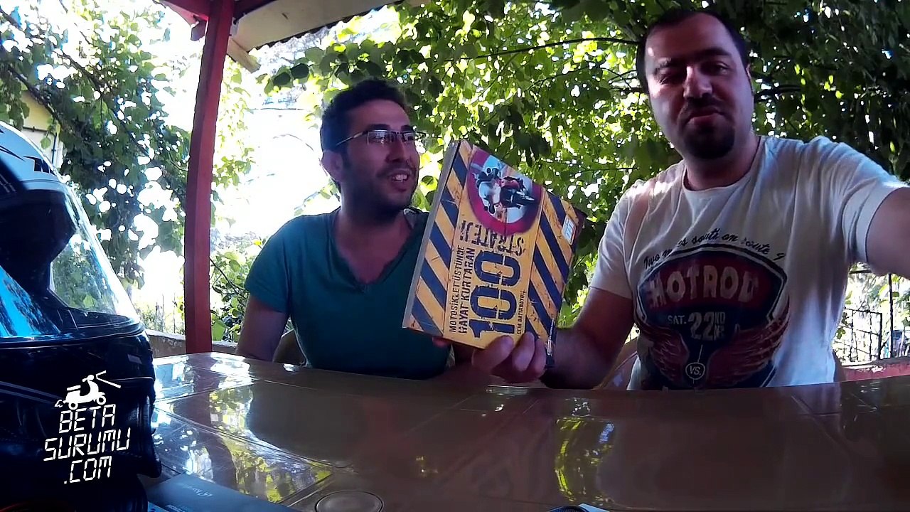 "Motosiklet Üzerinde Hayat Kurtaran 100 Strateji" - "Dualvlog"