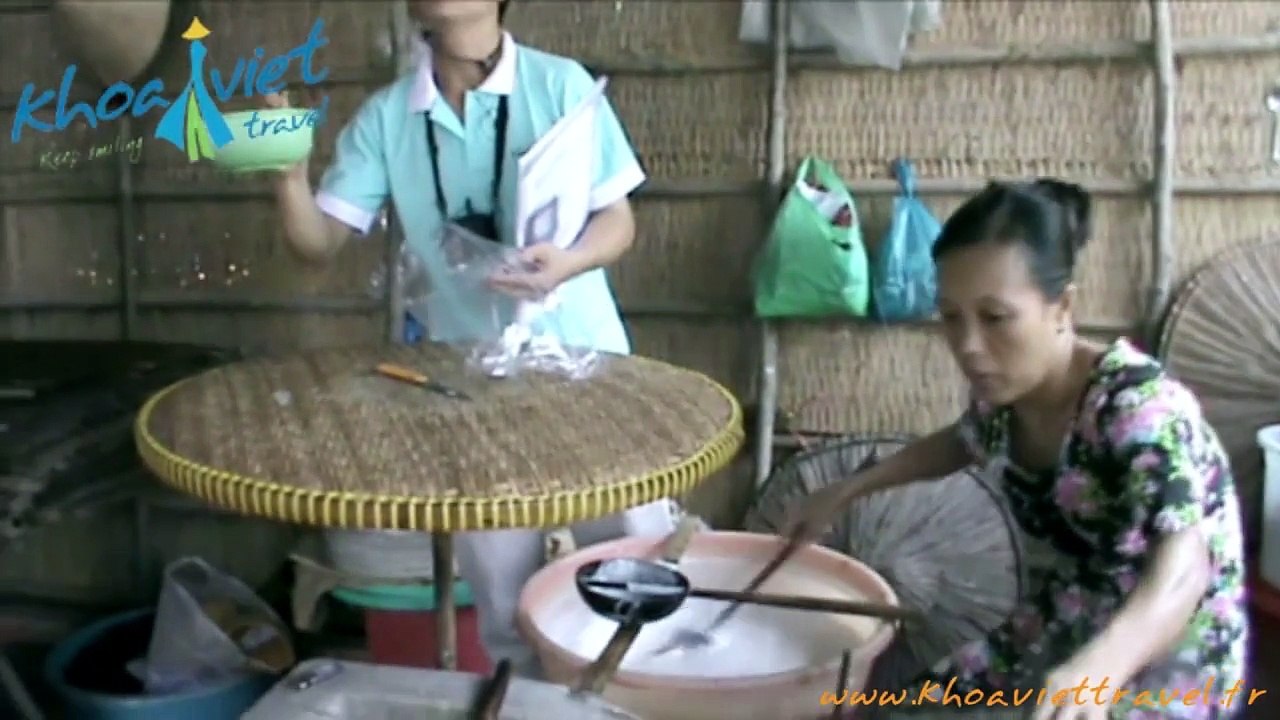 Visit Cai Be flottant market with Toum Tiou boat on Mekong River from Cambodia