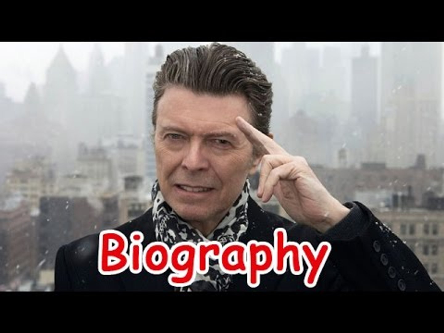 ⁣David Bowie Biography