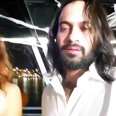 Waqar Zaka is Doing Stupid Activities With Qandeel Baloch in a Function