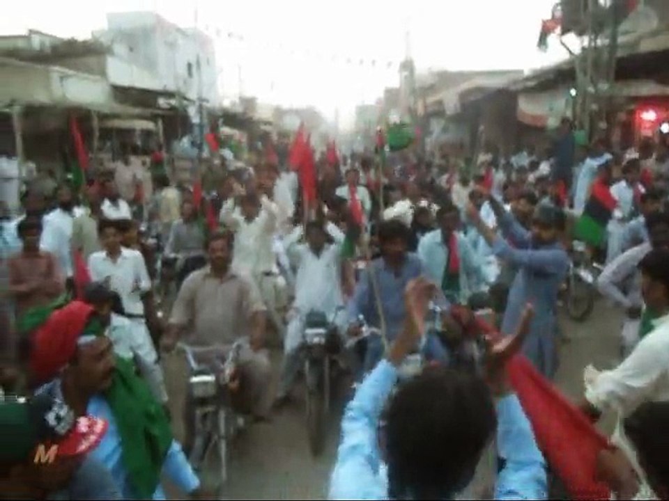 Sinjhoro: PPP Motor Bike Election Rally For Municipal Committee Sinjhoro 2015 ( Video 01)