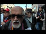 Napoli - ''Un Popolo in Cammino'', int. de Magistris e Zanotelli (05.12.15)