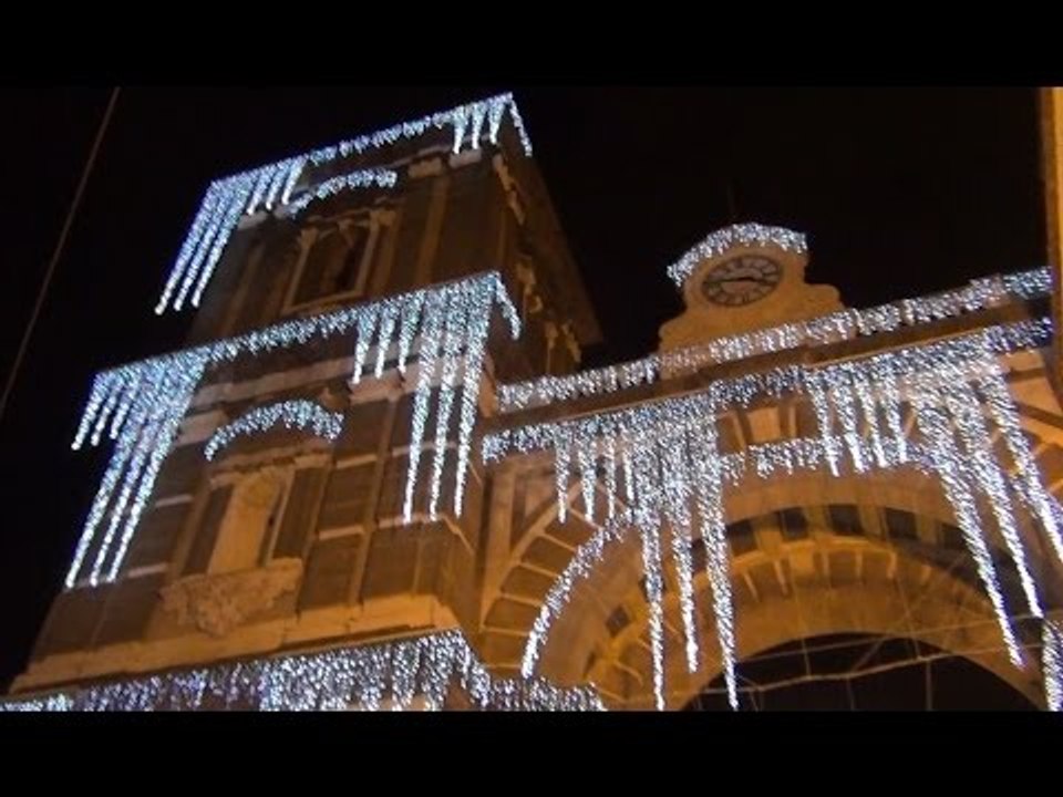 Aversa (CE) - Natale, si accendono le luminarie (04.12.15)