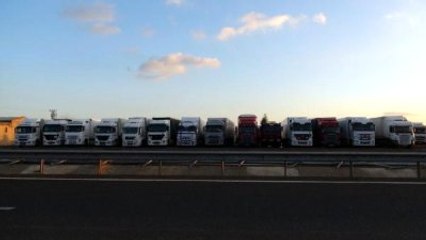 Irak Yolunda 30 Kilometrelik Araç Kuyruğu