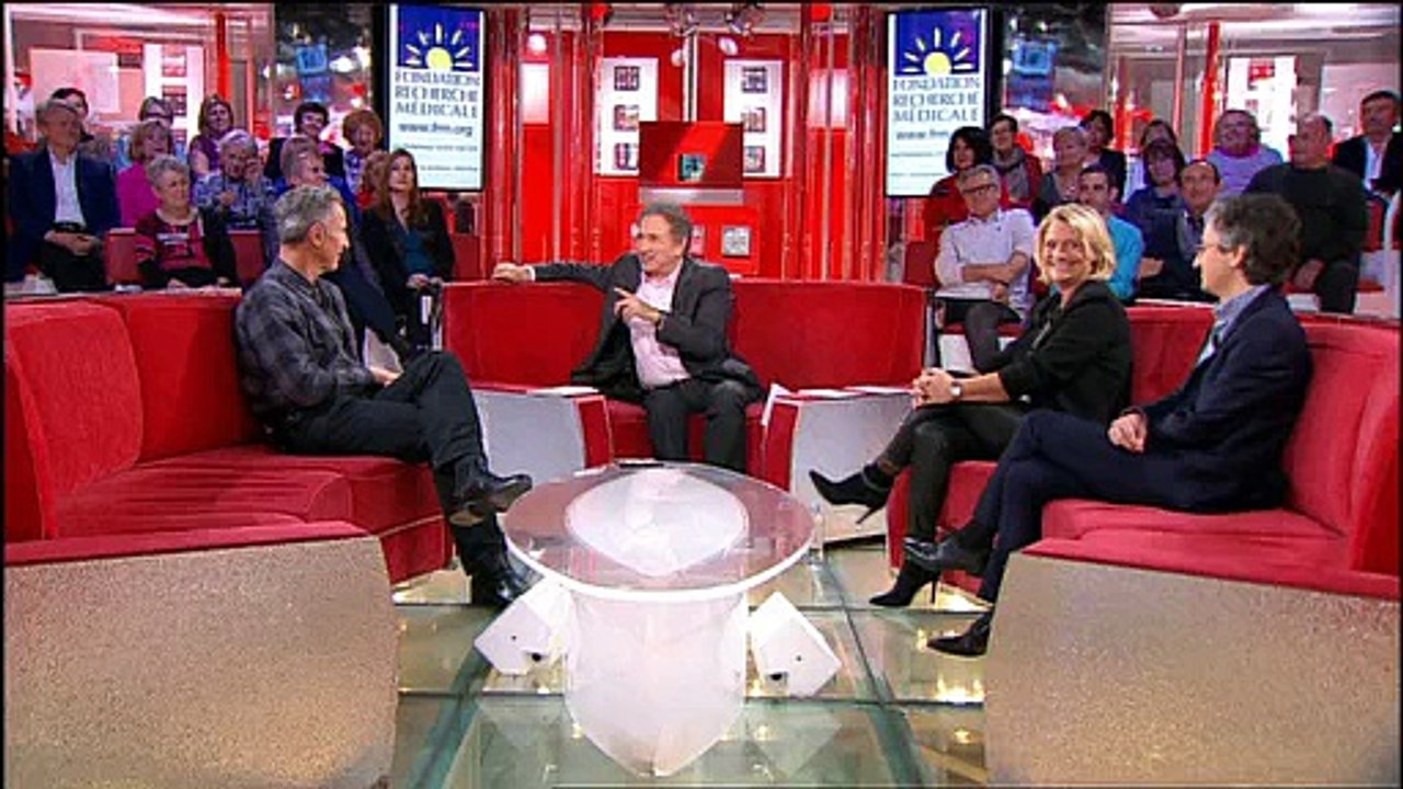 Thierry Lhermitte annonce son arrivée dans "Le grand direct de la santé" hier dans "Vivement Dimanche" - Regardez