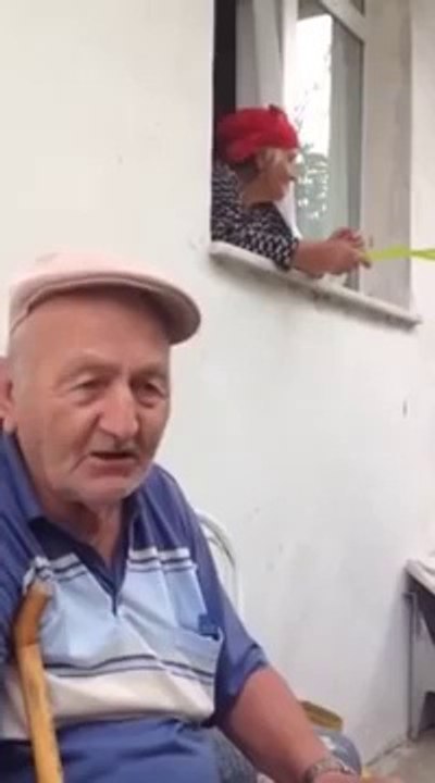 Trabzonlu Amca eşine kızarsa