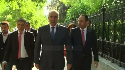 Descargar video: Mitsotakis, lideri i ri i Demokracisë së Re në Greqi - Top Channel Albania - News - Lajme