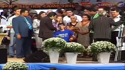 Pr Marco Feliciano pede a senha do cartão de crédito de fiel