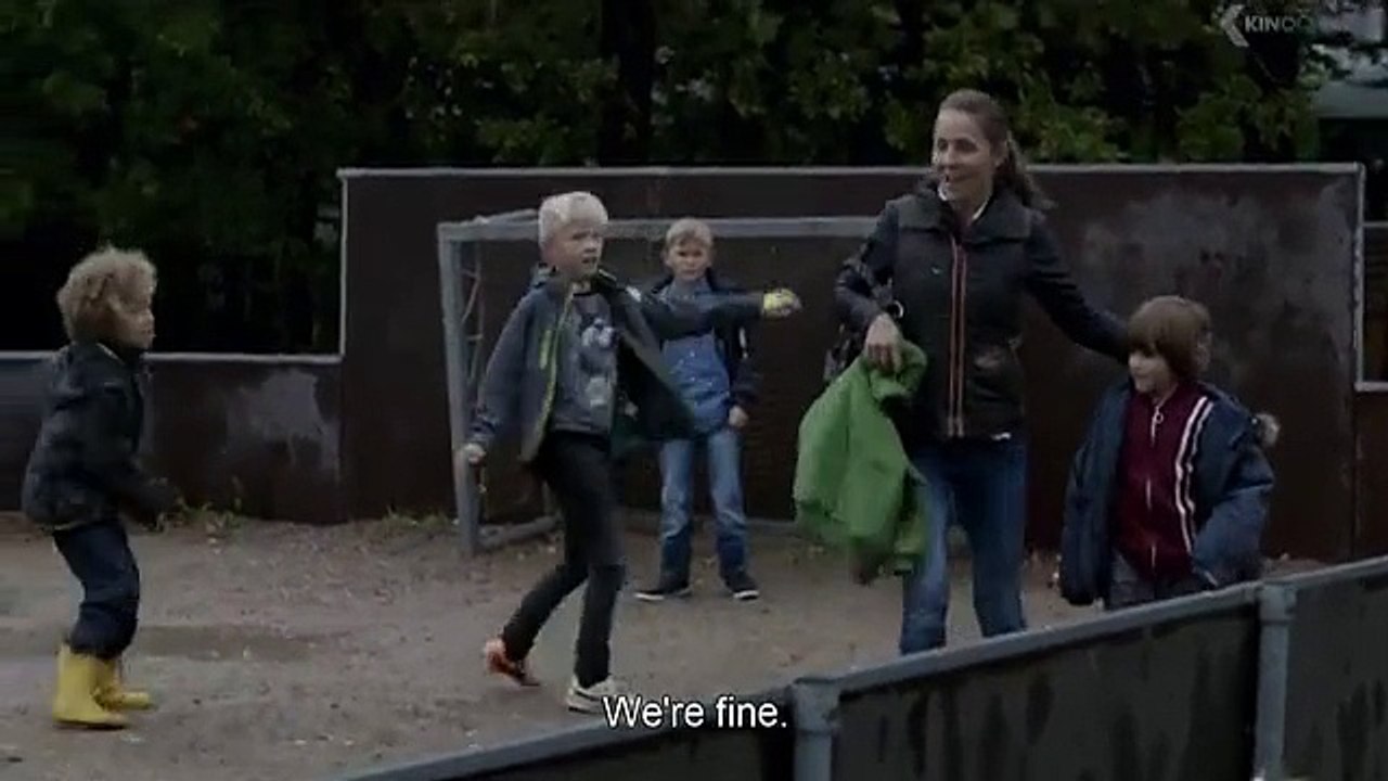 A_WAR_Official_Trailer_(2016)