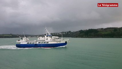 Ile de Sein (29). Les liaisons avec Douarnenez a priori maintenues