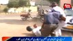 Karachi: Traffic Police Torture on Shafiq at PIDC Signal