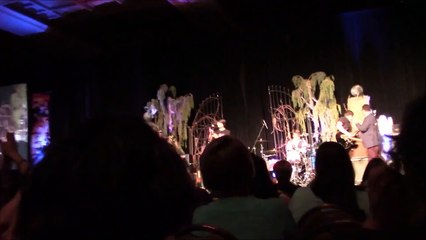Osric Chau Sings Vindicated VegasCon 2015 Supernatural