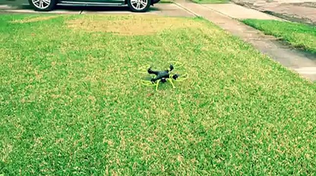 Un premier vol avec son drone peu concluant... Adieu et jamais