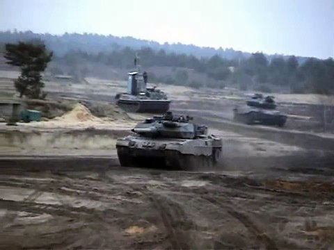 German Armed Forces - Leopard 2A6 Main Battle Tanks Live Firing At Range [1080p]