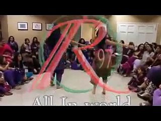 অকারনে তুলসির মুলে (নাচ বিয়ে বাড়িতে)