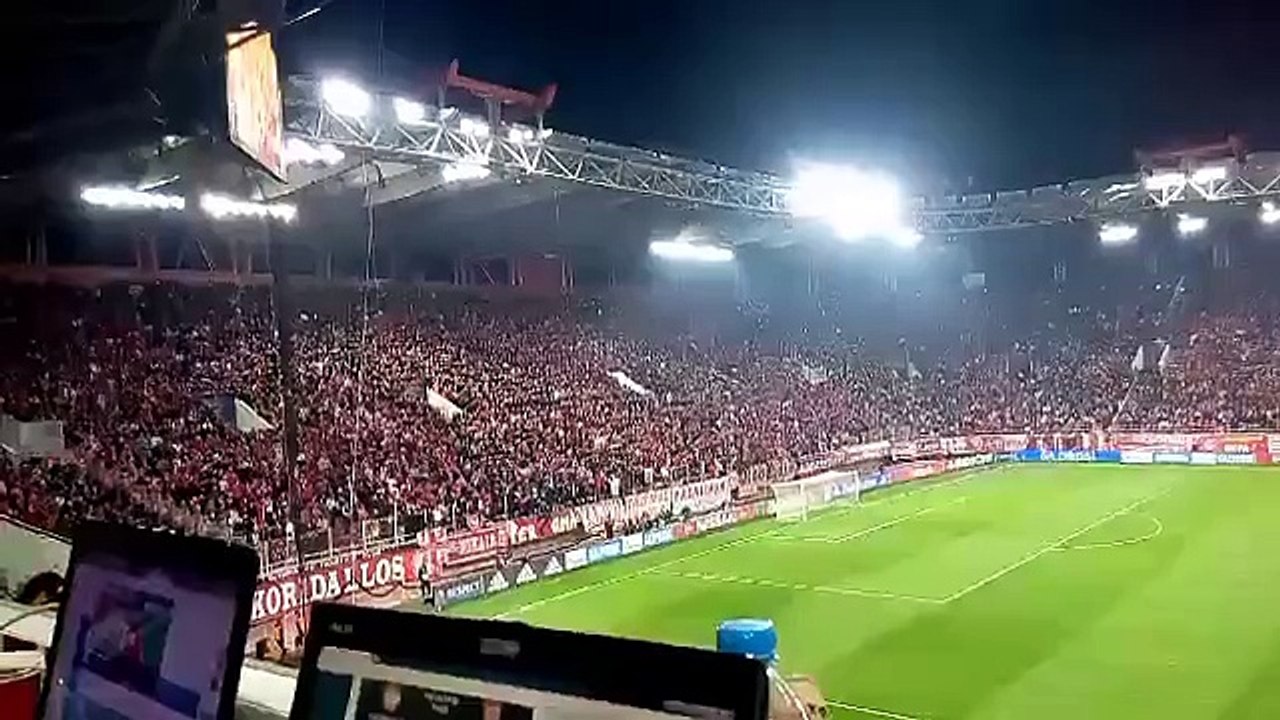 Ολυμπιακός Άρσεναλ εξέδρα