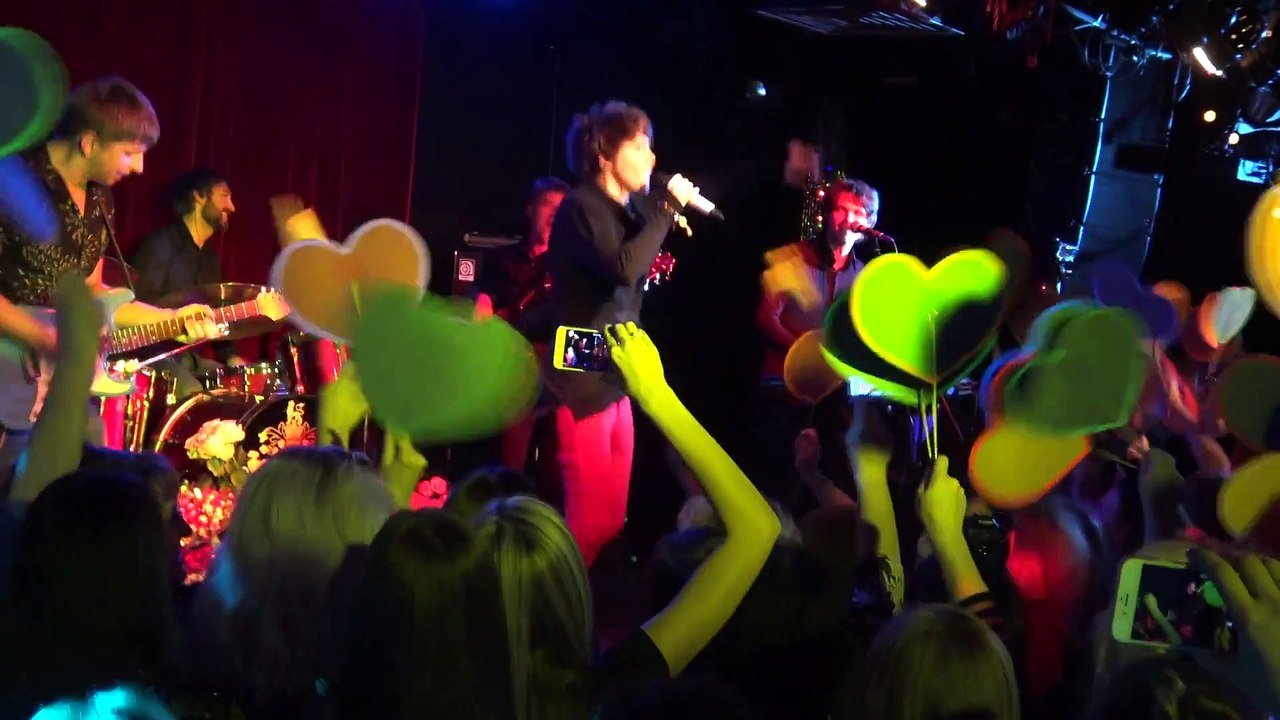 «Настоящая любовь» А.Бон (Москва, «16 тонн», 6.12.2015) (Marina White)