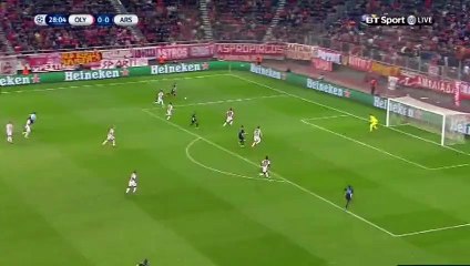 Olivier Giroud Goal - Olympiakos Piraeus 0-1 Arsenal -09-12-2015