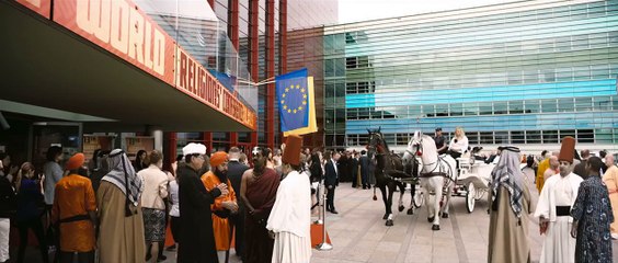 ---Bangistan - Official Trailer - Riteish Deshmukh, Pulkit Samrat, - Jacqueline Fernandez - 7th August