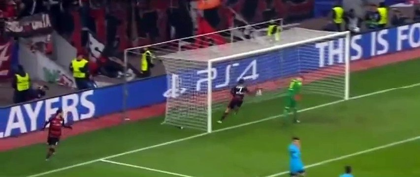 Bayer Leverkusen 1-1 Barcelona : Javier Hernández goal