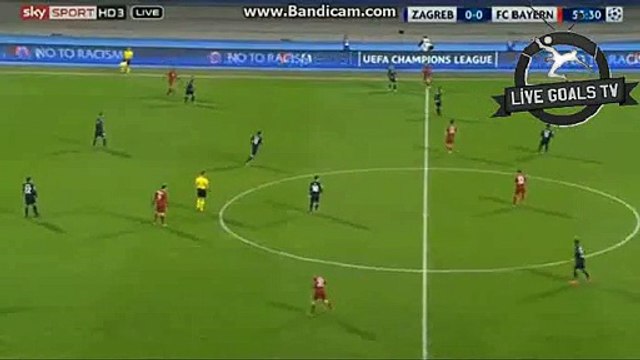 Robert Lewandowski Amazing Shot Chance - Dinamo Zagreb vs Bayern - Champions League - 09.12.2015