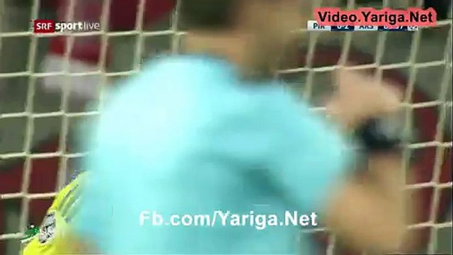 Olympiakos Piraeus 0 - 3 Arsenal Olivier Giroud