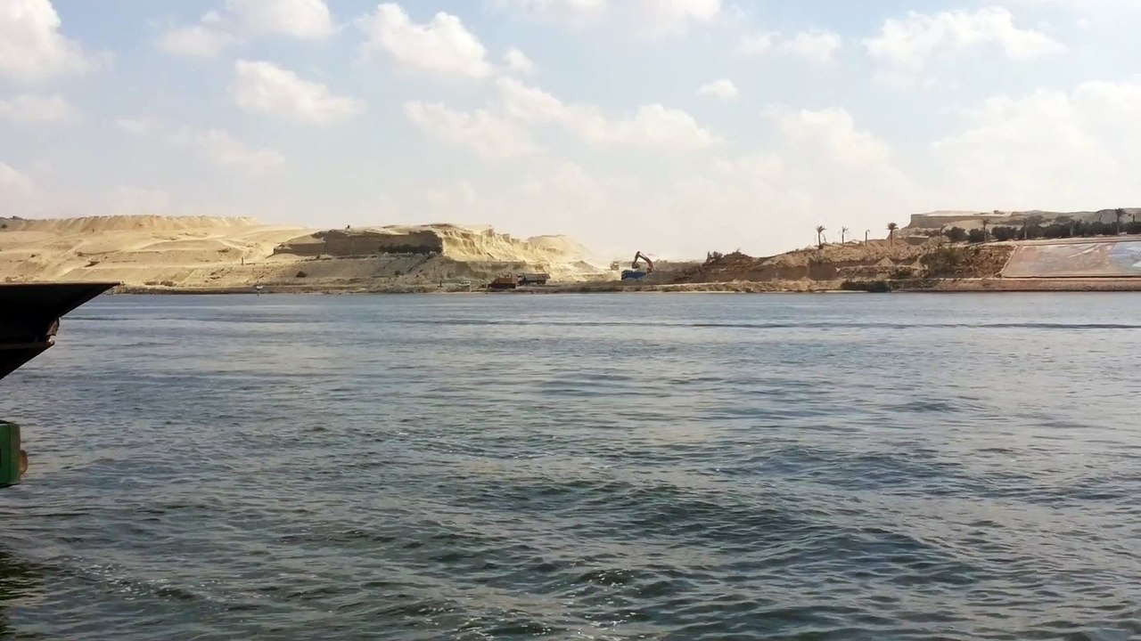 مدخل قناة الاتصال رقم 2 بقناة السويس الجديدة أكتوبر2014