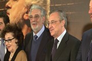 El Real Madrid homenajea a Plácido Domingo