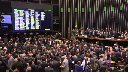 Justicia brasileña suspende comisión de juicio político