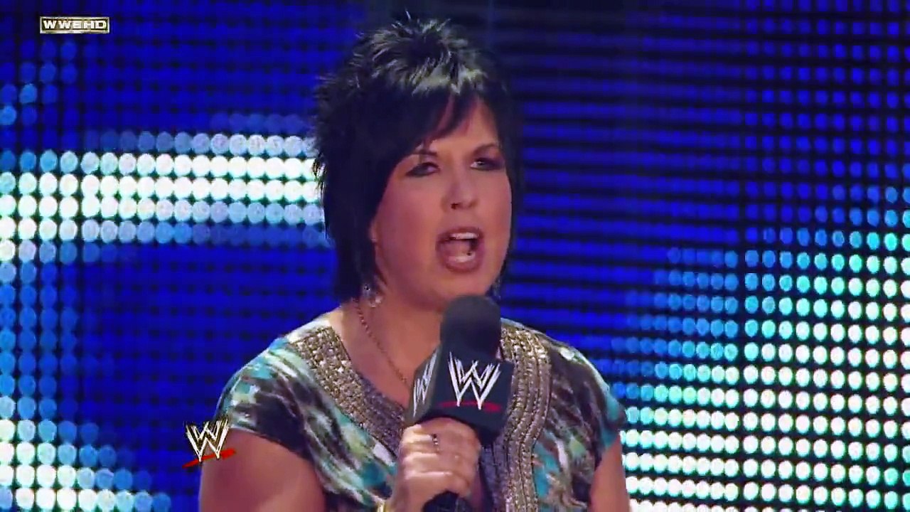 MICHELLE McCOOL(C) VS TIFFANY WOMEN'S CHAMPIONSHIP MATCH 7-30-10