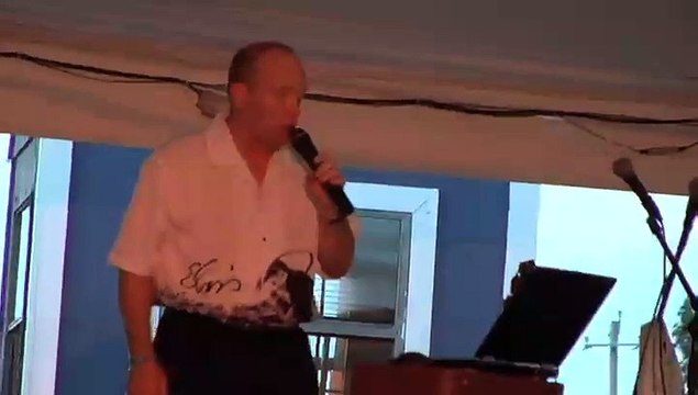 Danny McCorkle sings 'Susan When She Tried' Elvis Week 2011