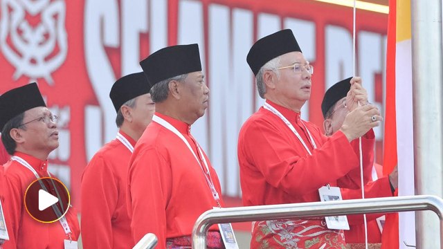 Pageantry and pomp at the Umno general assembly