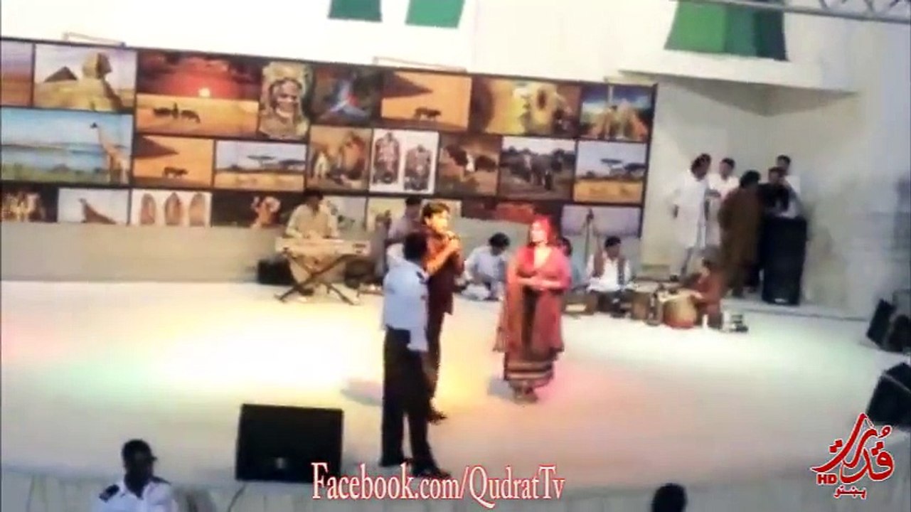 German Defence Minister, Mrs Ursula Von der Leyen called on Chief of Army Staff (COAS), General Raheel Sharif, today at GHQ (2)