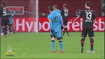 Lionel Messi se tocó varias veces el isquio durante Bayern Leverkusen-FC Barcelona