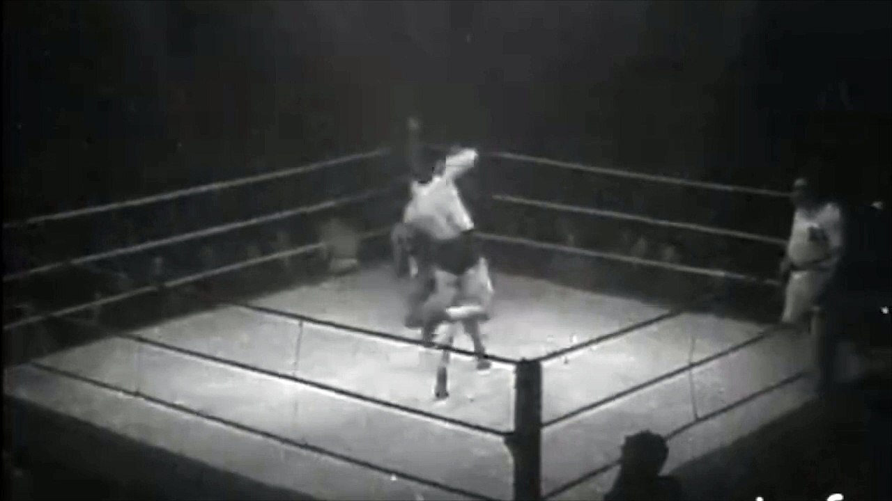 Match de catch salle Wagram (1947)