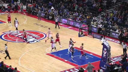 Matt Barnes Half-Court Game Winner _ Grizzlies vs Pistons _ 12.9.2015