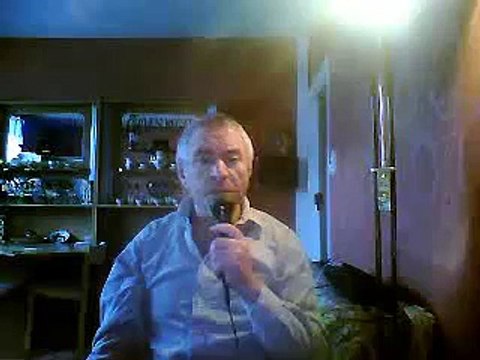 Липкин Генa Lipkin Genna исполняет караоке «Спят усталые игрушки» 15016567, 2