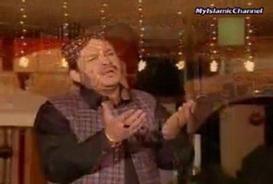 Shahbaz Qamar Faridi - Aqa Meiya akhiyan Madinay Vich Re Gayiyan (NaaT) - Video Dailymotion