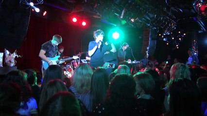 «Калинка» А.Бон (Москва, «16 тонн», 6.12.2015) (Marina White)