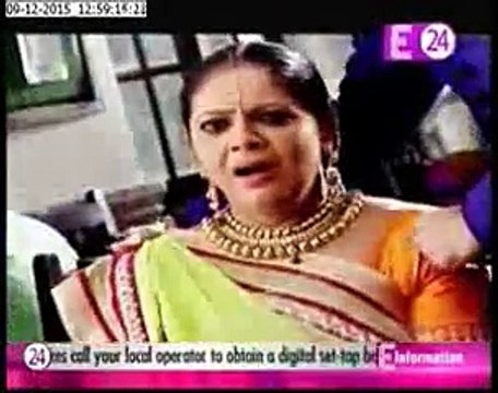 Gora se Badla lene ke liye Kokila pahunchi Gora ke Ghar aur Dabocha uuska Gala 10th December 2015 Saath Nibhana Saathiya