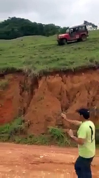 Quem tem elesno sitio é ele