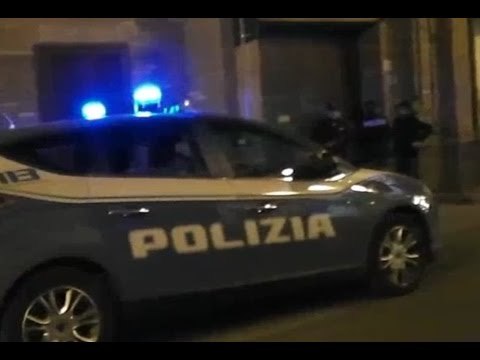 Trentola Ducenta (CE) - 24 arresti, sequestrato il centro Jambo - live 2- (10.12.15)